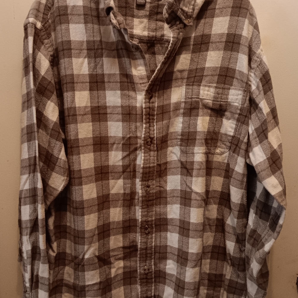Men's Croft & Barrow flannel button up shirt